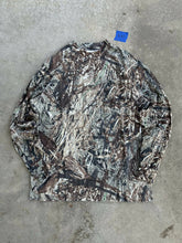 Load image into Gallery viewer, 00s Mossy Oak Duck Blind Longsleeve (L)