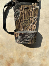 Load image into Gallery viewer, Vintage Mossy Oak Treestand Camo Quiver