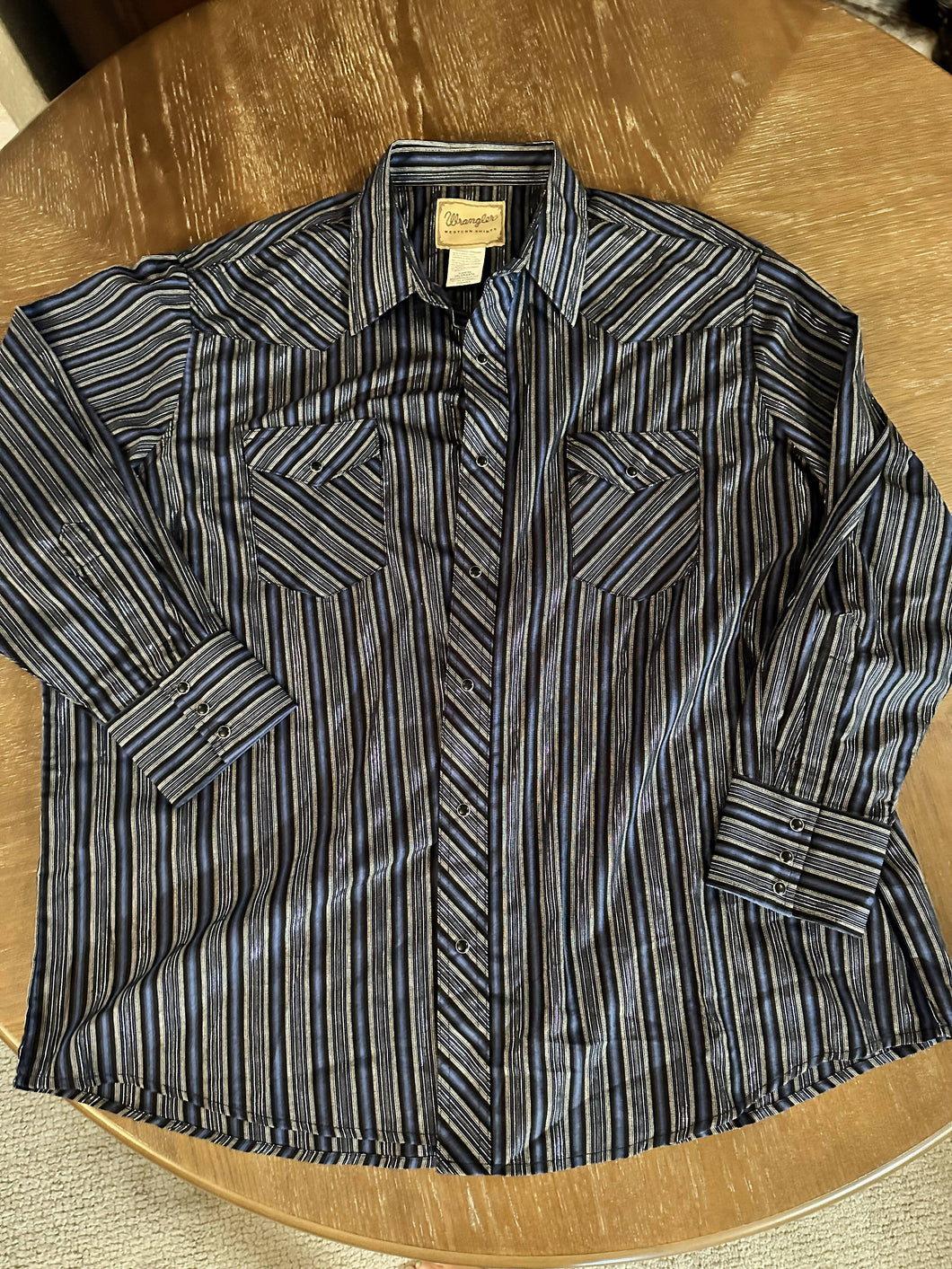Wrangler button down Western Shirt (XXL)