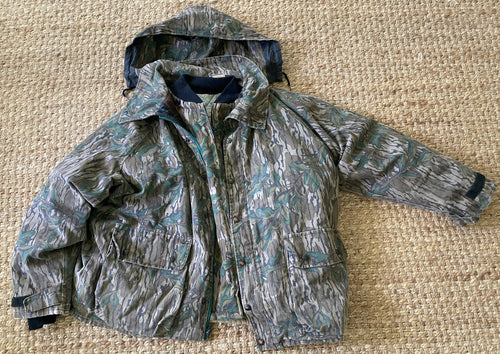 Mossy Oak Greenleaf 3-in-1 Vest/Liner/Jacket with Detachable Hood by Johnson Garments (XXL)🇺🇸