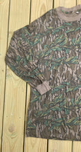 Load image into Gallery viewer, 90’s Mossy Oak Green Leaf Long Sleeve Shirt (L) 🇺🇸