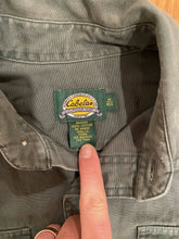 Load image into Gallery viewer, Vintage Cabelas Deer Embroidered Button Up Shirt (M)