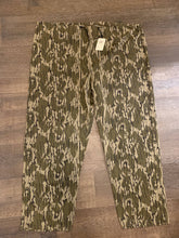 Load image into Gallery viewer, Bottomland Lounge Pants (XXL)🇺🇸