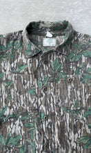 Load image into Gallery viewer, 90’s Mossy Oak Greenleaf 6 pocket Jacket (M) 🇺🇸