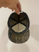 Load image into Gallery viewer, Vintage Mossy Oak Treestand Camo Snapback 🇺🇸