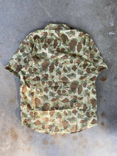 Load image into Gallery viewer, Vintage Carhartt Duck Camo Button up