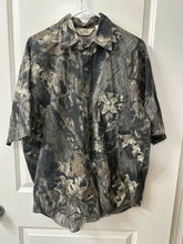 Load image into Gallery viewer, 00’s Vintage RedHead Mossy Oak Breakup Shirt (XL)