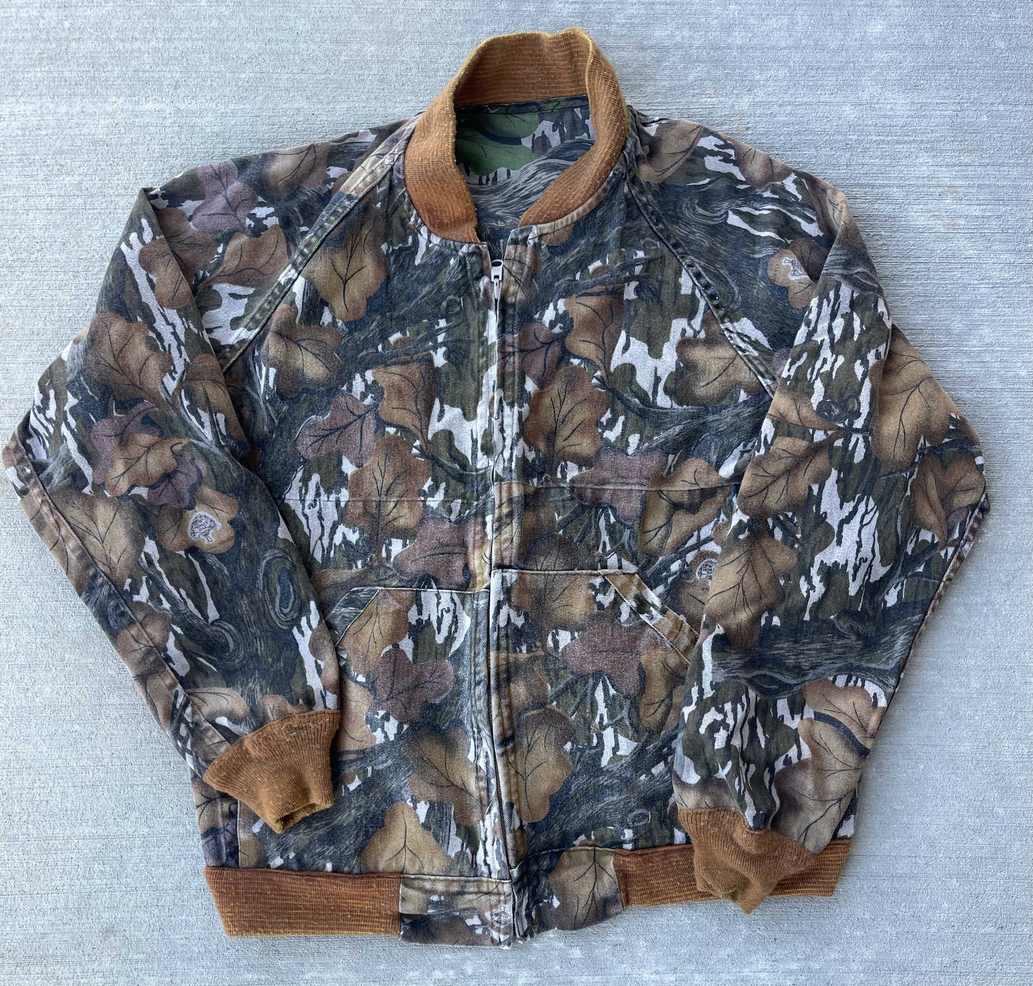 Mossy Oak Full Foliage/Fall Foliage Reversible Bomber Jacket (XL ...