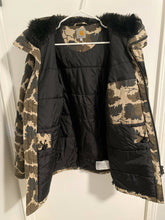 Load image into Gallery viewer, Womens Carhartt Camo Parka (S)