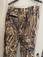 Load image into Gallery viewer, Ducks Unlimited Whitewater Outdoors Goretex pants XL