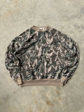 Load image into Gallery viewer, Vintage Simmons Mossy Oak Tree Stand Camo Crewneck (L/XL)