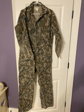 Load image into Gallery viewer, Mossy Oak Treestand Coveralls