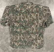 Load image into Gallery viewer, 90’s Mossy Oak Greenleaf Button Down (L) 🇺🇸