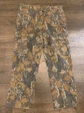 Load image into Gallery viewer, Mossy Oak Fall Foliage Pants