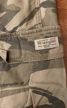 Load image into Gallery viewer, Wrangler Camouflage Jeans (38x30)
