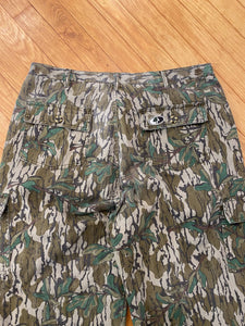 Vintage Mossy Oak Green Leaf Pants