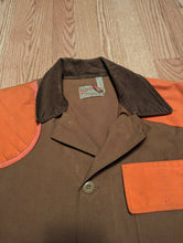 Load image into Gallery viewer, Vintage 50s Brush Master Hunting Shooting Jacket (L) Made in USA