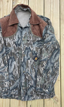 Load image into Gallery viewer, Carhartt Mossy Oak Treestand Corduroy Collar Jacket (M)