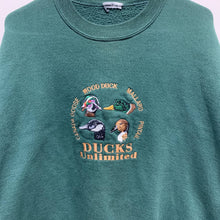 Load image into Gallery viewer, Vintage Ducks Unlimited crewneck sweatshirt (L)