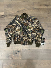 Load image into Gallery viewer, Mossy Oak Forest Floor Bomber Jacket (L) 🇺🇸