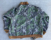 Load image into Gallery viewer, Mossy Oak Full Foliage/Fall Foliage Reversible Bomber Jacket (XL)