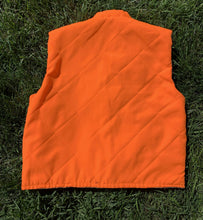 Load image into Gallery viewer, Reversible Quilted Blaze Orange / Camo Insulated Vest Large - USA