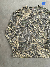 Load image into Gallery viewer, Vintage Mossy Oak Shadow Grass Henley (XXL)