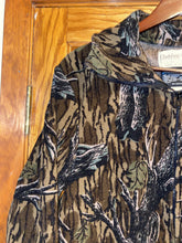 Load image into Gallery viewer, Clarkfield Mossy Oak Treestand 2 Pocket Fleece Jacket (L) 🇺🇸