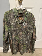 Load image into Gallery viewer, Ol’ Tom Ventilated shirt with spine pad