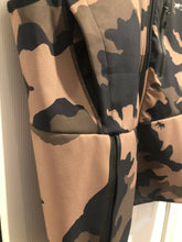 Load image into Gallery viewer, Back Down South Northcut Vest - Old School Camo