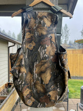 Load image into Gallery viewer, 90’s Mossy Oak Fall Foliage Strap Vest (L) 🇺🇸