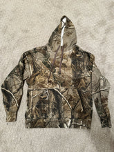 Load image into Gallery viewer, Camo hoodie - small