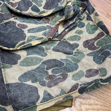 Load image into Gallery viewer, Vintage 1970s SafTBak Old School Camo Field Vest (L)🇺🇸