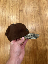 Load image into Gallery viewer, Vintage Mossy Oak Fieldstaff Snapback