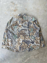 Load image into Gallery viewer, Vintage Spartan Advantage Camo Button Up