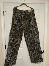 Load image into Gallery viewer, 80’s Mossy Oak Treestand Pants (XXL) 🇺🇸