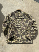 Load image into Gallery viewer, Vintage Carhartt Duck Camo Jacket (M)