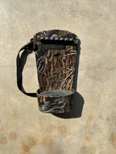 Load image into Gallery viewer, Vintage Mossy Oak Treestand Camo Quiver
