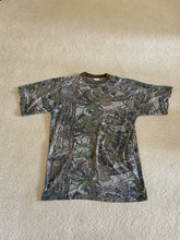 Load image into Gallery viewer, Vintage Realtree Tshirt Large
