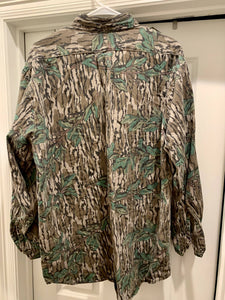 Mossy Oak original greenleaf button down