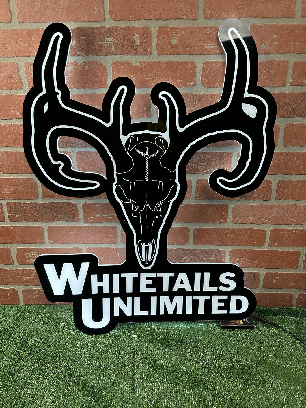 Whitetails Unlimited LED Light