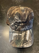 Load image into Gallery viewer, Realtree Camo meshback cap