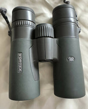 Load image into Gallery viewer, Vortex 10x42 HD Binoculars