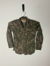 Load image into Gallery viewer, Vintage Mossy Oak Green Leaf Camo Kids Button Up