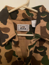 Load image into Gallery viewer, SIZE LARGE ORIGINAL DUXBAK DUCK CAMO BUTTON UP. THICK FLANNEL MATERIAL