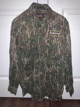 Load image into Gallery viewer, Browning Mossy Oak Green Leaf Shirt (S)