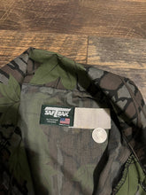 Load image into Gallery viewer, 90’s Trebark Green Leaf 2 Pocket Jacket (L)🇺🇸