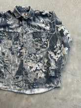 Load image into Gallery viewer, Vintage Mossy Oak Faded Break Up (2nd Gen) Camo Button Up (L/XL) 🇺🇸