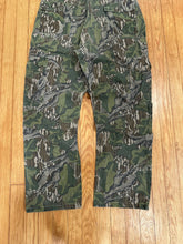 Load image into Gallery viewer, Vintage Mossy Oak Full Foliage Camo Pants (L) 🇺🇸