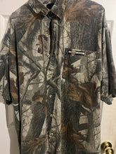 Load image into Gallery viewer, Winchester Supreme Button Down